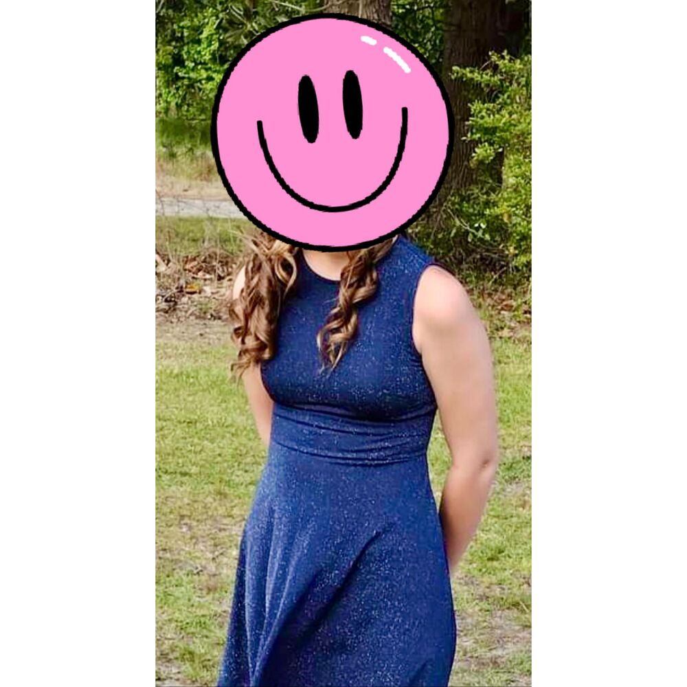Dress - Picture 1 of 9
